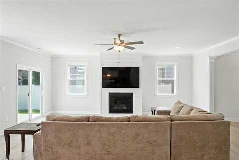 922 Chattanooga Street, Chesapeake, VA 23322