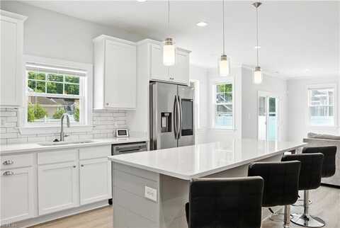 922 Chattanooga Street, Chesapeake, VA 23322