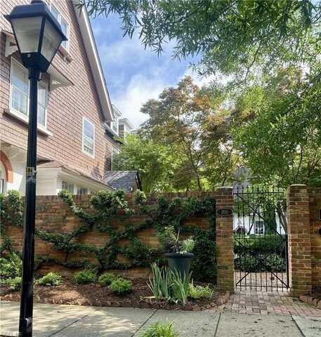 700 Raleigh Avenue, Norfolk, VA 23507