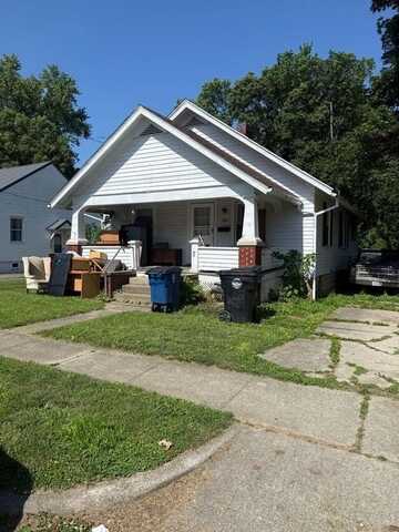 289 S Walnut Street, Wilmington, OH 45177