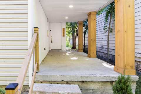 1718 S 3rd Street, Columbus, OH 43207
