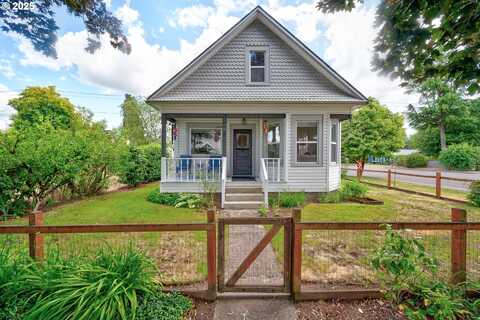 589 NW 3RD AVE, Canby, OR 97013