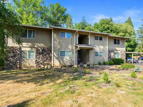 6801 SW TERRI CT, Portland, OR 97225