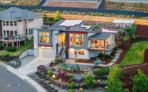221 W DOGWOOD ST, Washougal, WA 98671