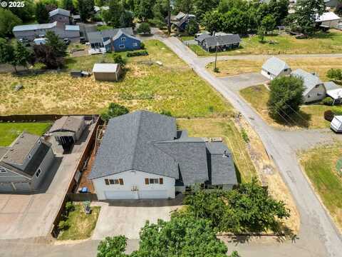 2395 88TH AVE, Salem, OR 97305