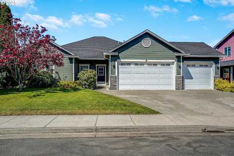 1231 SW 3RD AVE, Mill City, OR 97360