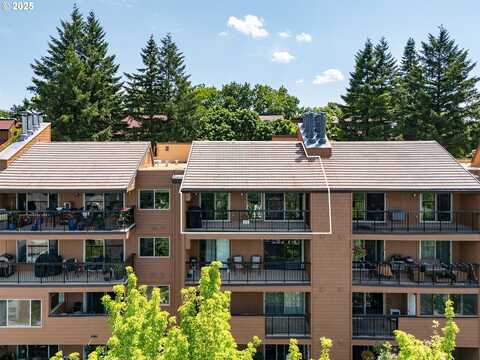 213 OSWEGO, Bldg 25, Lake Oswego, OR 97035