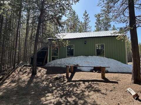 Monk LN, Crescent Lake, OR 97733