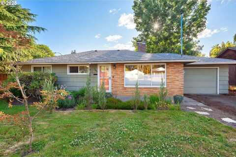 785 SE 21ST AVE, Hillsboro, OR 97123