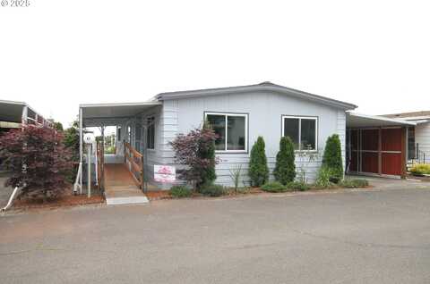 2901 E 2ND ST, Newberg, OR 97132