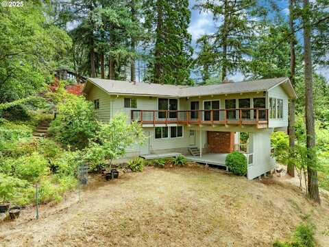 2830 CAPITAL DR, Eugene, OR 97403