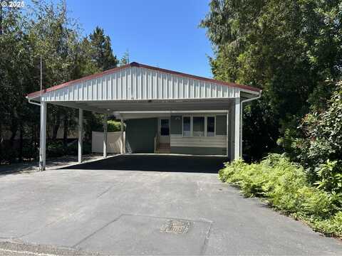 1600 RHODODENDRON DR, Florence, OR 97439