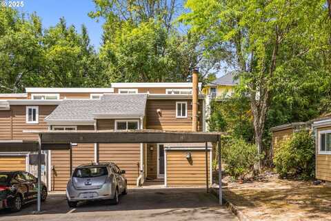 1618 VILLAGE PARK PL, West Linn, OR 97068