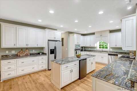 691 Hawks Nest, Bracey, VA 23919