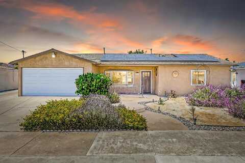 9226 Carita Rd, Santee, CA 92071