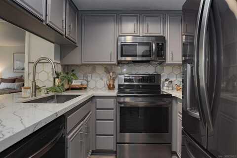 3078 Broadway, San Diego, CA 92102
