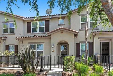 211 Calle Del Sol, Vista, CA 92083