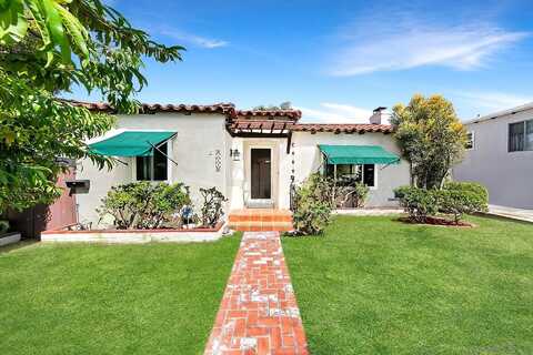 309-11 E Ave, Coronado, CA 92118