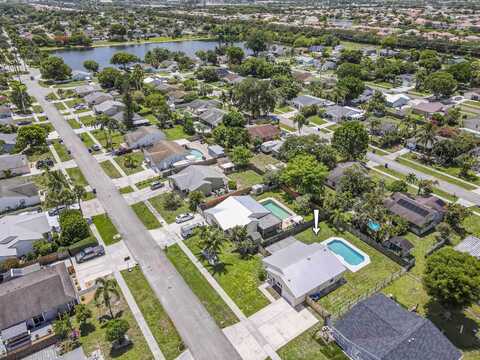 10656 Bobbie Lane, Royal Palm Beach, FL 33411