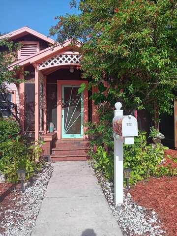 222 S Palmway, Lake Worth, FL 33460