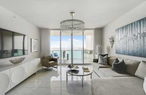 2650 Lake Shore Drive, Riviera Beach, FL 33404