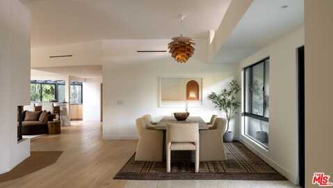 2247 Chelan Pl, Los Angeles, CA 90046