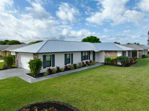 18302 SE Eagle Lane, Jupiter, FL 33469