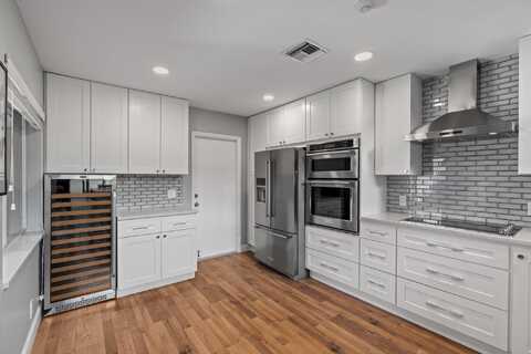10479 S Mateo Court, Boca Raton, FL 33498