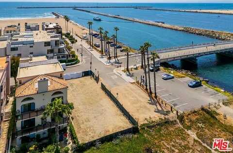6202 Pacific Ave, Playa Del Rey, CA 90293