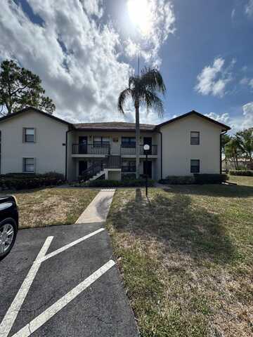 7626 Tahiti Lane, Lake Worth, FL 33467