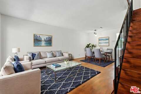 11127 La Maida St, North Hollywood, CA 91601