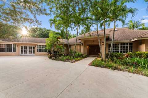 6935 Pioneer Road, West Palm Beach, FL 33413
