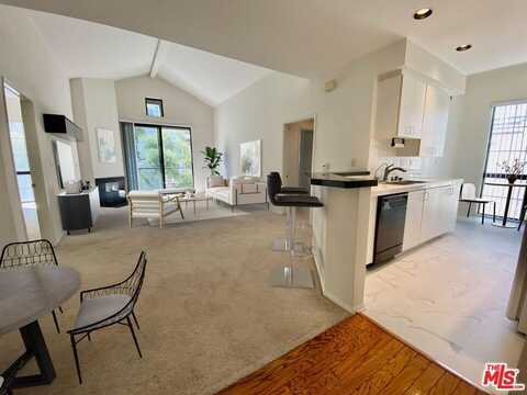 12211 Idaho Ave, Los Angeles, CA 90025