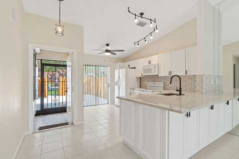 3830 Cocoloba Lane, Boynton Beach, FL 33436