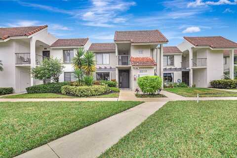 5519 Fairway Park Drive, Boynton Beach, FL 33437