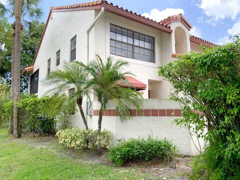 101 Liberty Court, Deerfield Beach, FL 33442
