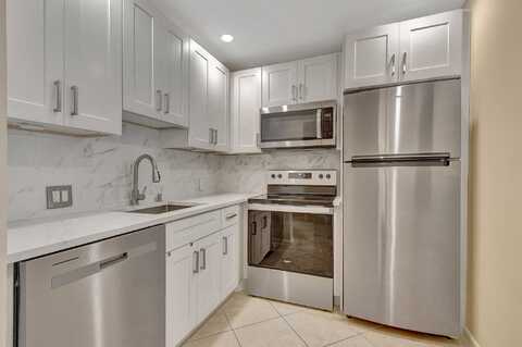 314 Brighton H, Boca Raton, FL 33434