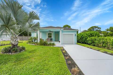 5715 SE Pine Drive, Stuart, FL 34997