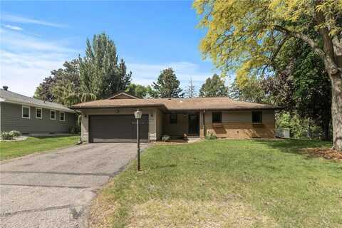 755 Keokuk Lane, Mendota Heights, MN 55120