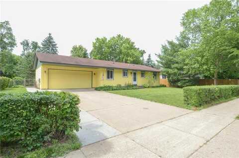 2120 105th Avenue NW, Coon Rapids, MN 55433
