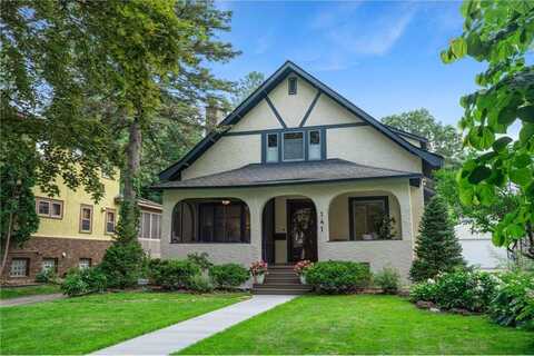 141 Rustic Lodge W, Minneapolis, MN 55419