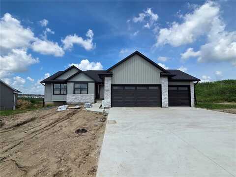 3339 Center Court, Robins, IA 52328