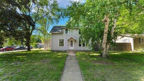1220 Campbell Avenue NW, Willmar, MN 56201