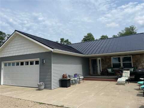 23371 650th Avenue, Alden, MN 56009