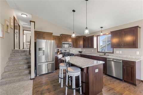 1101 8th Avenue SW, Isanti, MN 55040