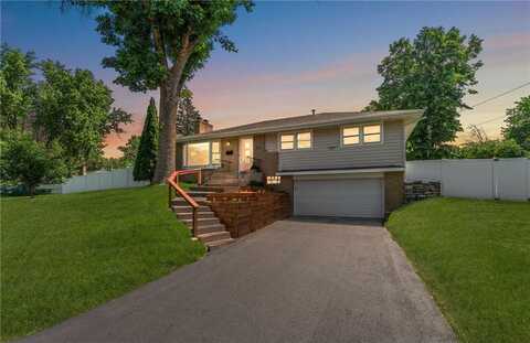 3640 Georgia Avenue N, Crystal, MN 55427