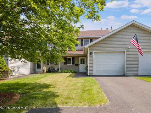 24 Esplande Street, Bethlehem, NY 12158