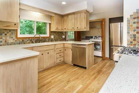 8335 W Bush Lake Road, Bloomington, MN 55438
