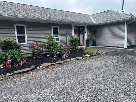 431 Settles Hill Road, Guilderland, NY 12009