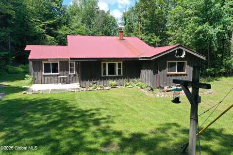 469 Military Road, Edinburg, NY 12134